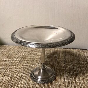 WILCOX QUALITY INTERNATIONAL SILVER CO PEDESTAL